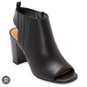 a.n.a Women's Black Open-Toe Heel Sandals.